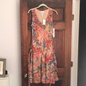 New women’s floral dress